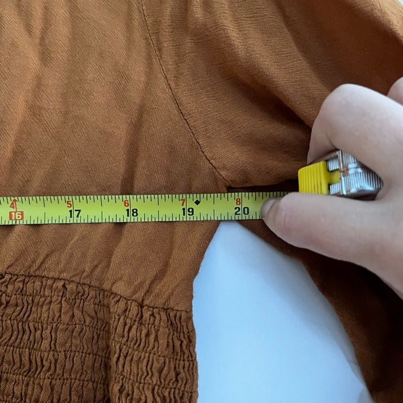 JODIFL Rust-Brown Embroidered V-Neck Top - Picture 6 of 7